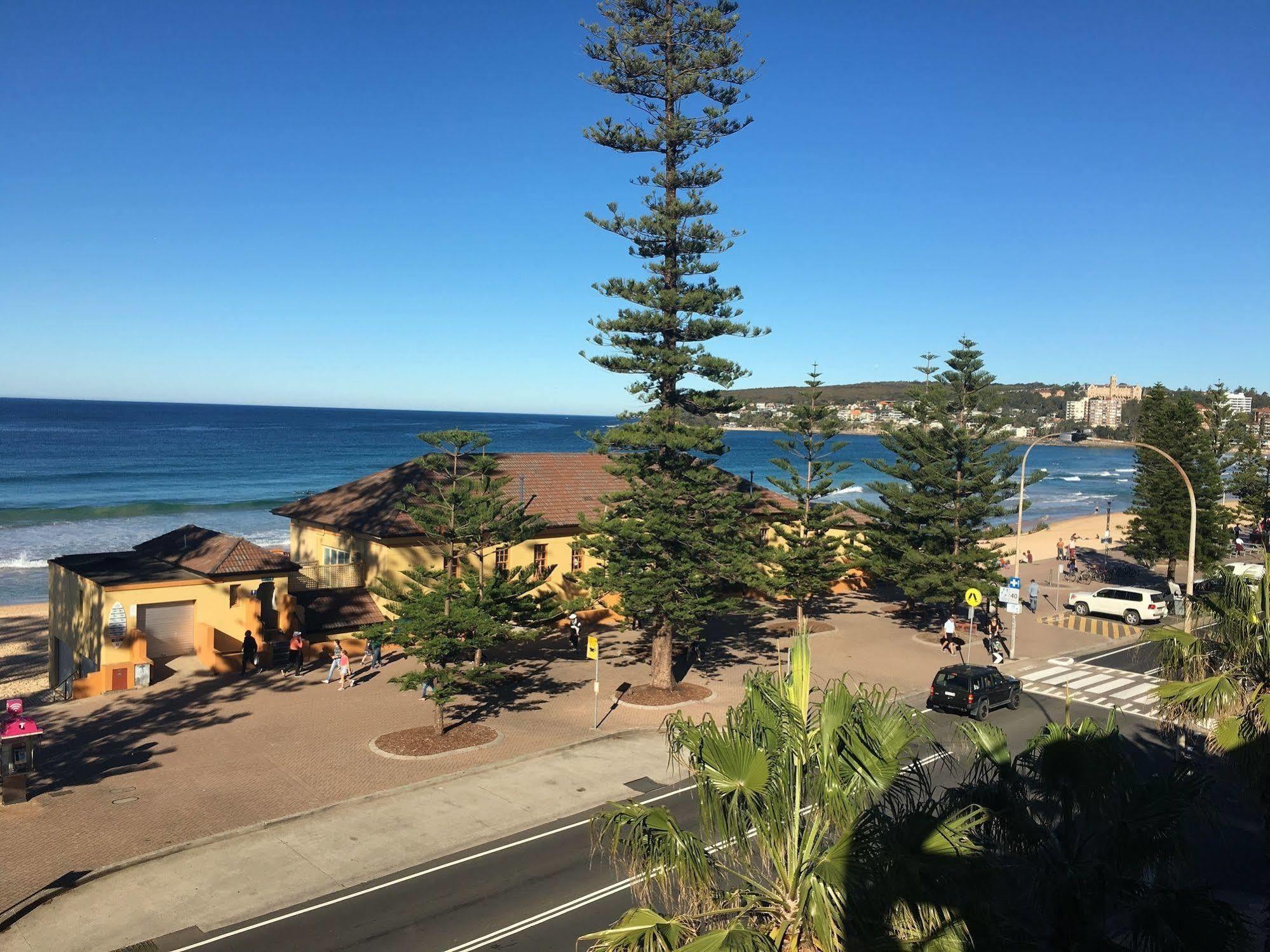 Manly Surfside Holiday Apartments Exterior photo